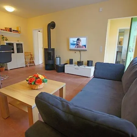 Ferienwohnung Am Hof Stieten